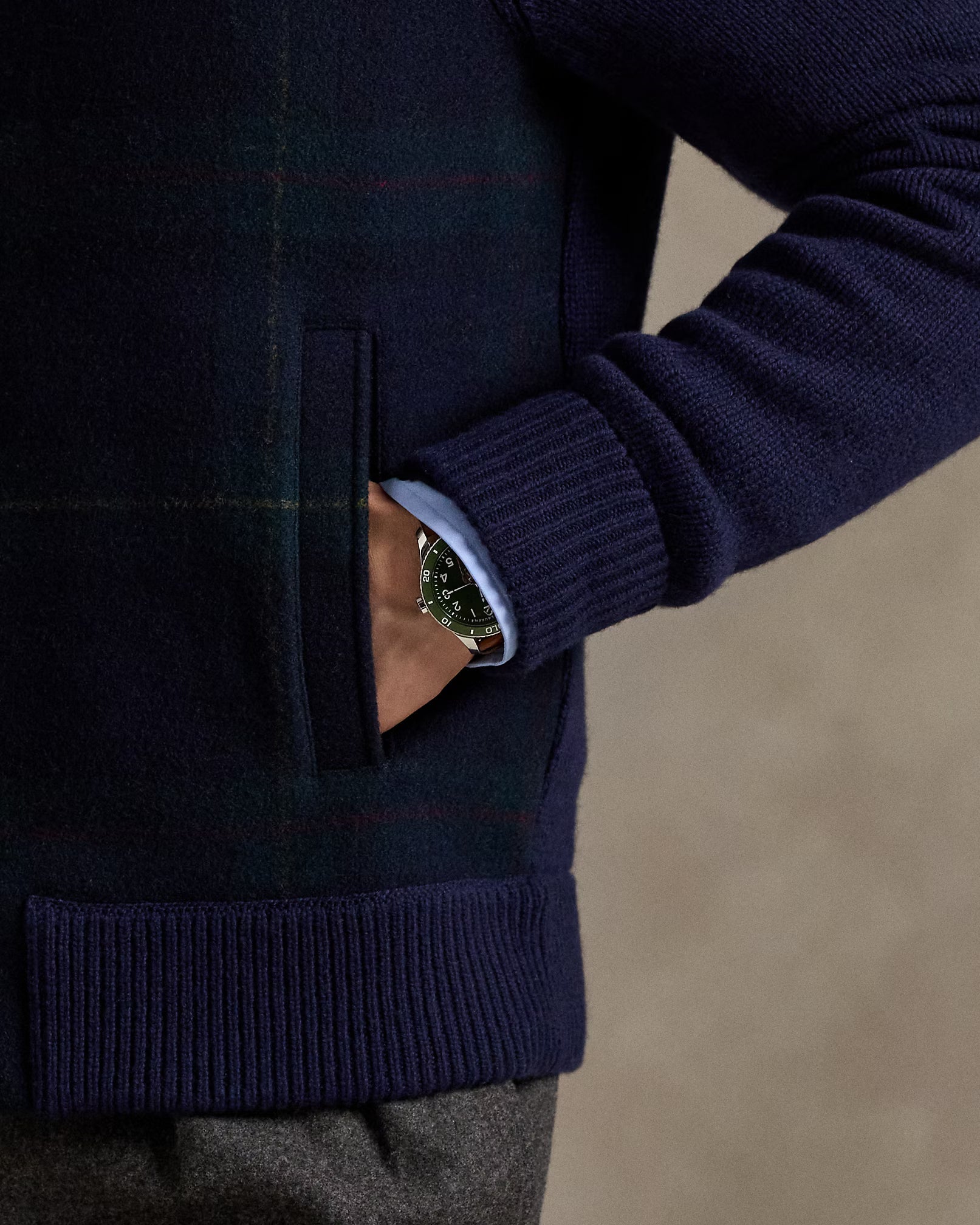 Jersey polo con cremallera y estampado de cuadros escoceses